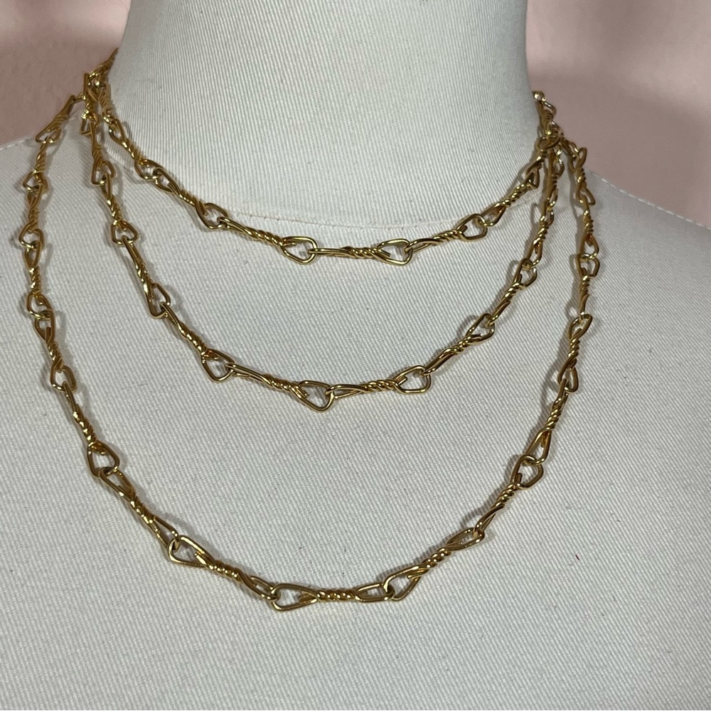 Vintage Monet Gold plated twisted Paperclip art deco Long flapper chain Necklace